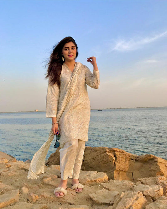 Stand out with Izra Khan's gold and silver block print - perfect for any event! - Stitched Collection