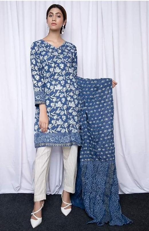 Look Resplendent clad in this gold silver block printed endowed design - Stitched Collection